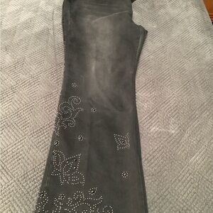 Chico’s So Slimming Studded Girlfriend Flare Dark Mist Wash Jeans. 218